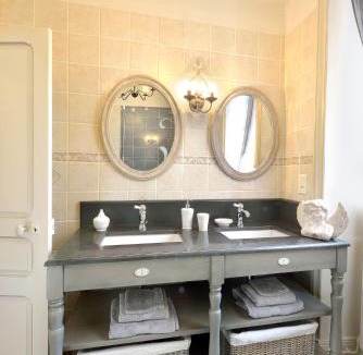 Talizat House | Le Château de Vernières