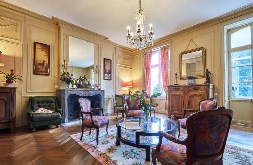 Barbeville Bed & Breakfast | Le Château des Monts