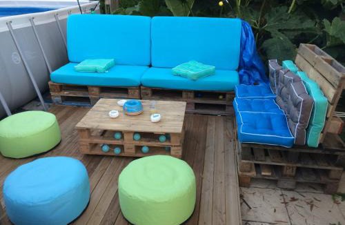 Le Loreur House | Le Château du Bonheur, Piscine ouverte du 1er juin au 30 septembre , Sauna et Jacuzzi
