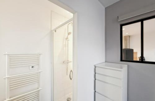 Dinan - Saint-Malo Apartment | Le Chézy Dinan - Spacieux & Calme - Terrasse