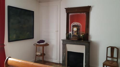 Tuffe House | Le Chêne Doré