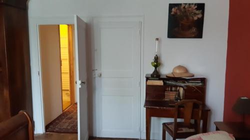 Tuffe House | Le Chêne Doré