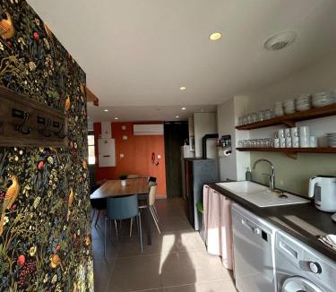 Lureuil House | Le Chêne Vert ,Gîte