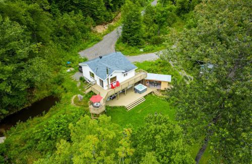 Saint-Brigitte-de-Laval Ski Chalet | Le chaga (#CITQ 297627)