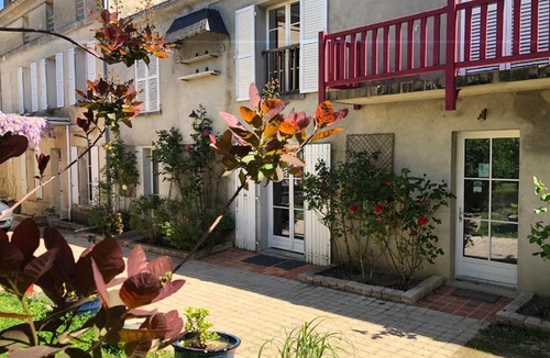 Doue-la-Fontaine Bed & Breakfast | Le Chai De La Rose SPA et Séances Bien être