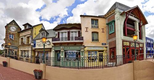 Saint-Pierre-d'Artheglise House | LE CHALET