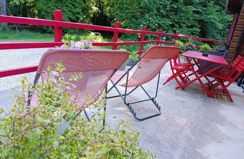 Lumigny-Nesles-Ormeaux Ski Chalet | Le Chalet de Guerlande