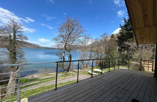 Saint-Theoffrey Ski Chalet | Le chalet avec sa plage privée