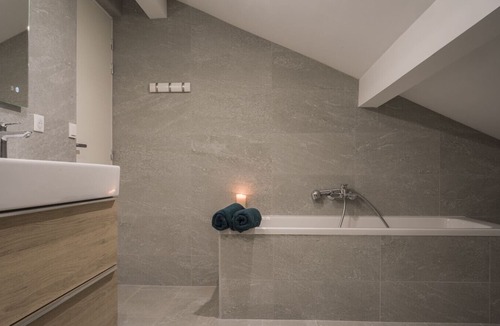 Bredannaz House | Le Chalet de Bredanne