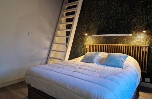 Laguiole Ski Chalet | Le Chalet de l Abeille