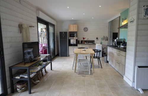 Le Sauze-du-Lac Ski Chalet | LE CHALET DE L'EDEN DES GRISONS