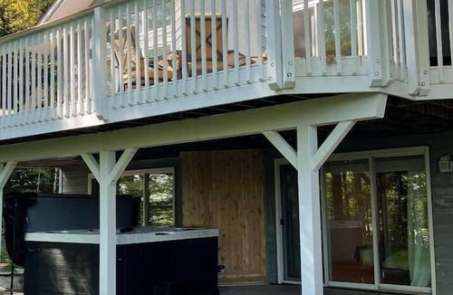 Magog Ski Chalet | Le Chalet de la Baie- Magog