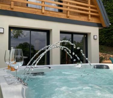 Bongheat Ski Chalet | Le Chalet de la Mûre