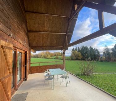 Saint-Leonard-de-Noblat Ski Chalet | Le Chalet de Noblat