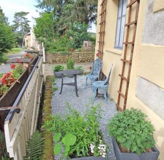 Folles House | Le chalet des apiculteurs