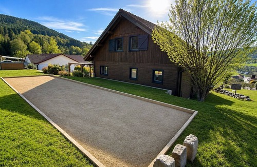Le Syndicat Ski Chalet | Le Chalet des Rêves Vosgiens : Valley view, SPA/Jacuzzi, Brasero.