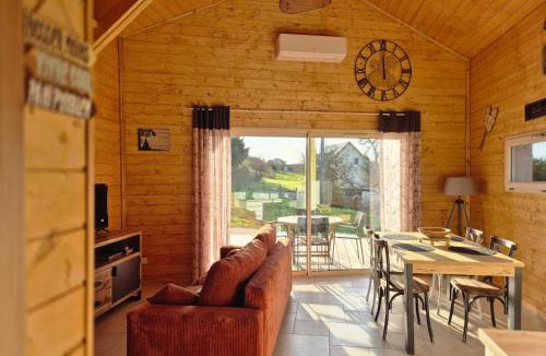 Apremont House | Le chalet du bord de Saône