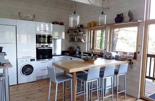 Castelnau-de-Levis Ski Chalet | Le Chalet du Carla - SPA - Riverfront