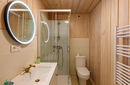 Lourdes Apartment | Le Chalet du sanctuaire vue sur le Gave de Pau