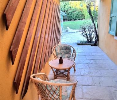 Charbonnieres-les-Bains Apartment | Le Chalet