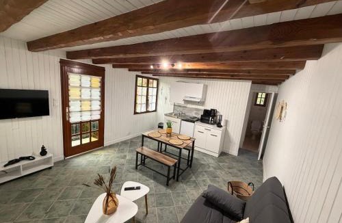 Festigny Apartment | Le Chalet