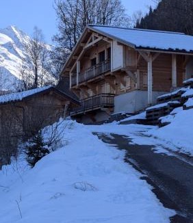 Saint-Nicolas-de-Veroce Ski Chalet | Le Chalet MontBlanc