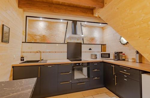 Saint-Pardoux-la-Riviere House | Le Chalet