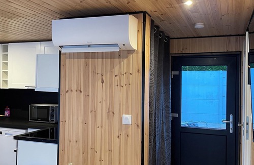 Biville-sur-Mer Ski Chalet | Le Chalet Léna