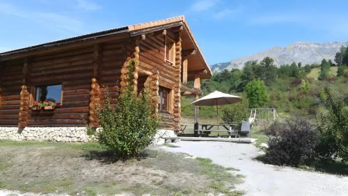 Chorges Ski Chalet | Le Chalet Neige