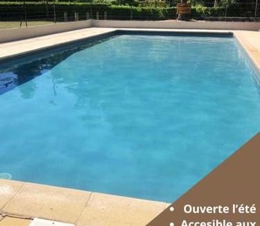 Nargis Ski Chalet | Le Chalet - Netflix and chill