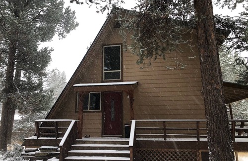 La Pine House | Le Chalet on the River