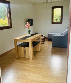 Saint-Germain-de-Tallevende-la-Lande-Vaumont Ski Chalet | Le chalet sur la butte