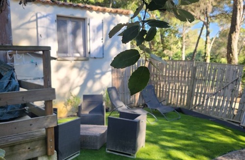 Uchaux Cottage | Le Chalet Uchalien