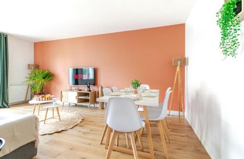 Serris Apartment | Le Chaleureux - 5' Disney - 3' Val d'Europe - Parking Free