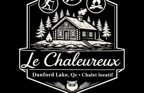 Alleyn-et-Cawood Ski Chalet | Le Chaleureux, Picanoc River