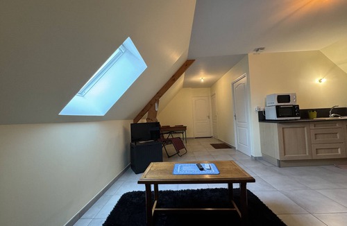 Chaufour-Notre-Dame Apartment | Le Champ de la Fontaine - Campagne - Confort - Rêv