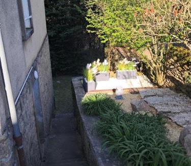 Uzerche House | Le chant de l'eau