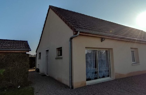 Epinac House | Le Chant de la Rivière