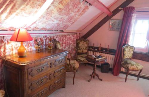 Notre-Dame-de-Courson Bed & Breakfast | Le Chant Des Fees