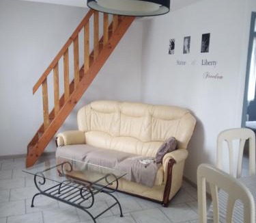 Sorbais House | LE CHANT DES OISEAUX arrivée autonome