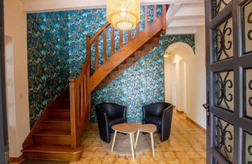 Chancelade House | Le Chant des Oiseaux : Piscine Privée, Wifi, Animaux Bienvenus, Jardin - FR-1-616-236