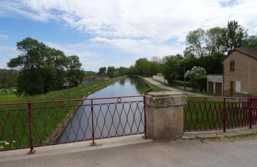 Briennon Apartment | Le Chantemerle climatisé