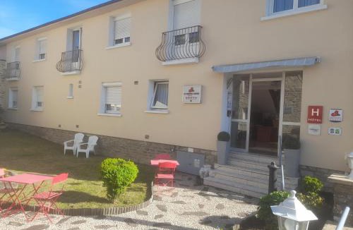 Alencon Hotel | Le Chapeau Rouge