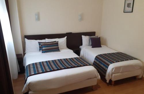 Alencon Hotel | Le Chapeau Rouge