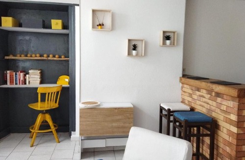 Chateaumeillant Apartment | Le Chapitre