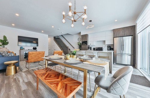 Mirabel House | Le chardonnay 3 bedrooms town house Mirabel