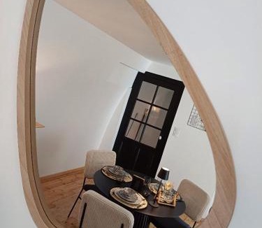 Recoules-Previnquieres Apartment | Le Charmant