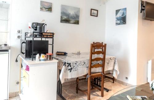 Montignac-Charente Apartment | Le charmant studio