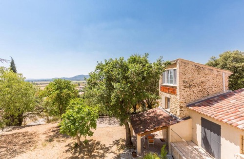 Oraison House | Le charme d'un pigeonnier provençal avec piscine chauffée