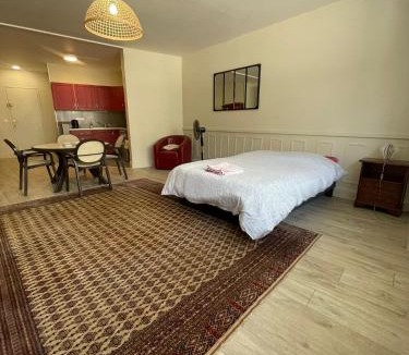 La Celle-sous-Gouzon Apartment | Le Charme de l'Ancien